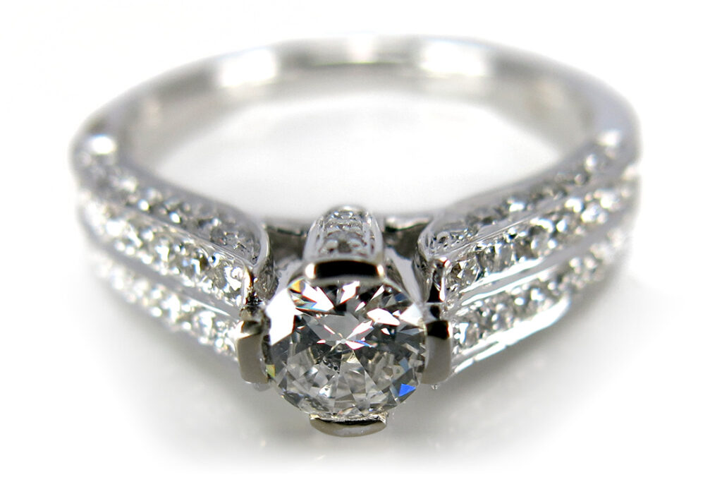 Ring 1 Diamant 0,37 ct + 66 Brillanten 750 Weißgold DPL Gutachten [BRORS 11091]
