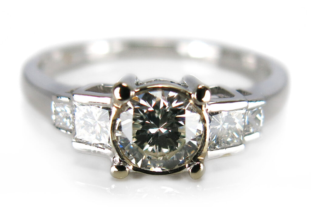 Ring Brillant 0,50 ct. Diamanten 0,36 ct. DPL Gutachten Weißgold [BRORS 12466]