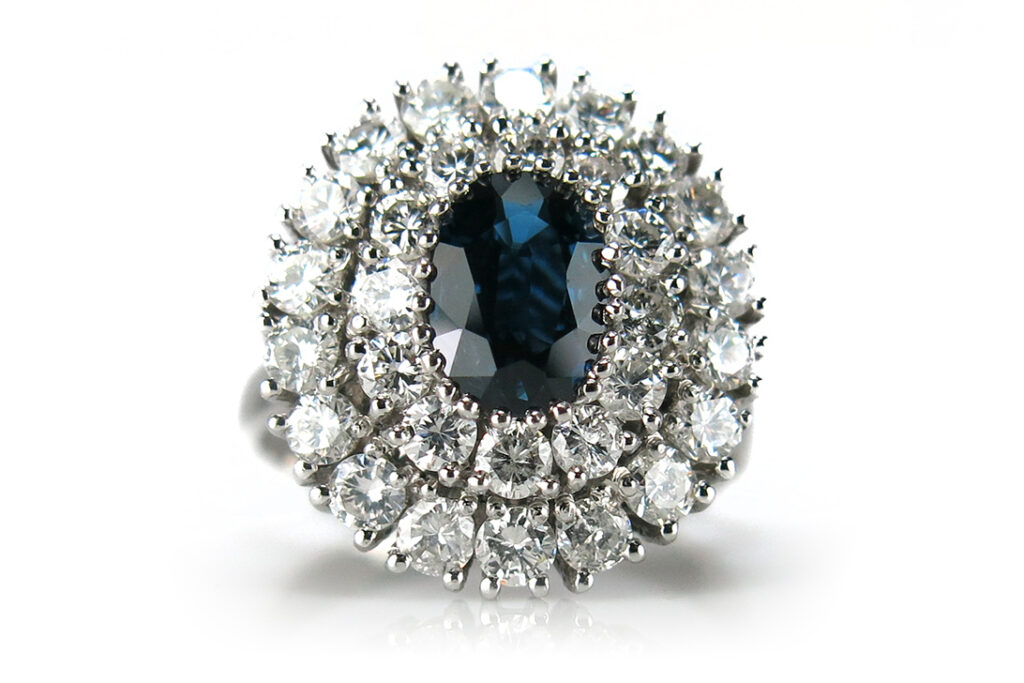 Ring Saphir 0,95 ct + Brillanten 1,5 ct. Weißgold DeGEB Gutachten [BRORS 13644]