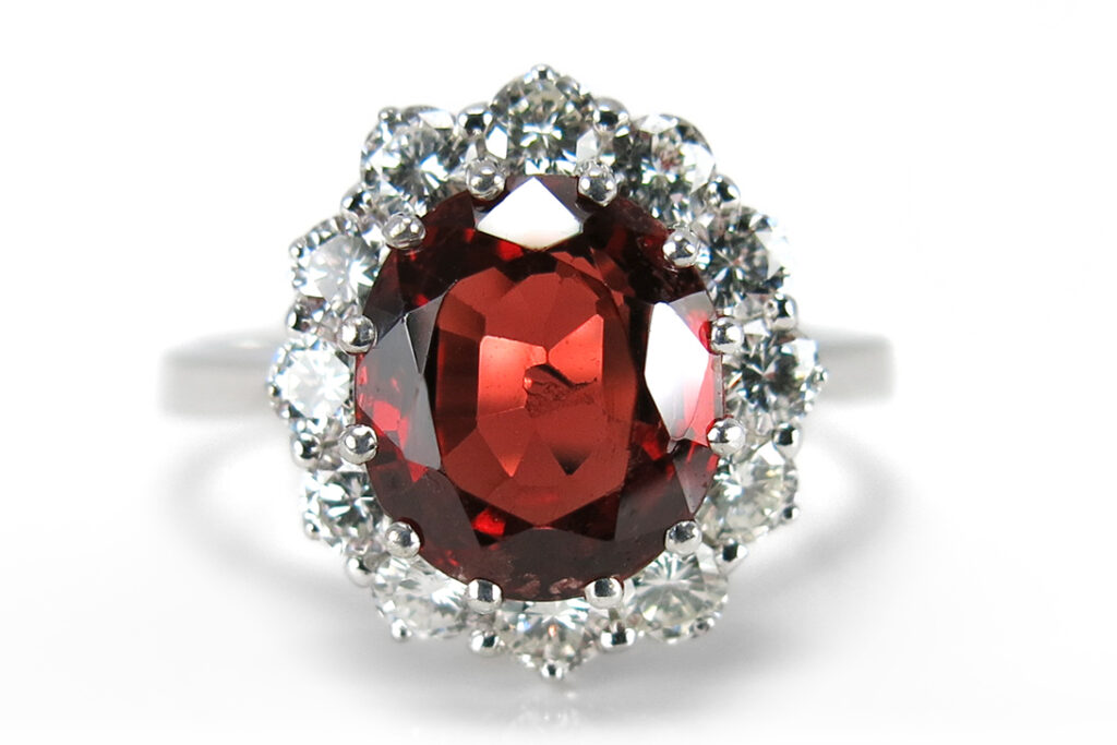 Ring Brillanten insg 0,72ct G-H/if-vvsi Spinell DeGEB Gutachten [BRORS 15728]