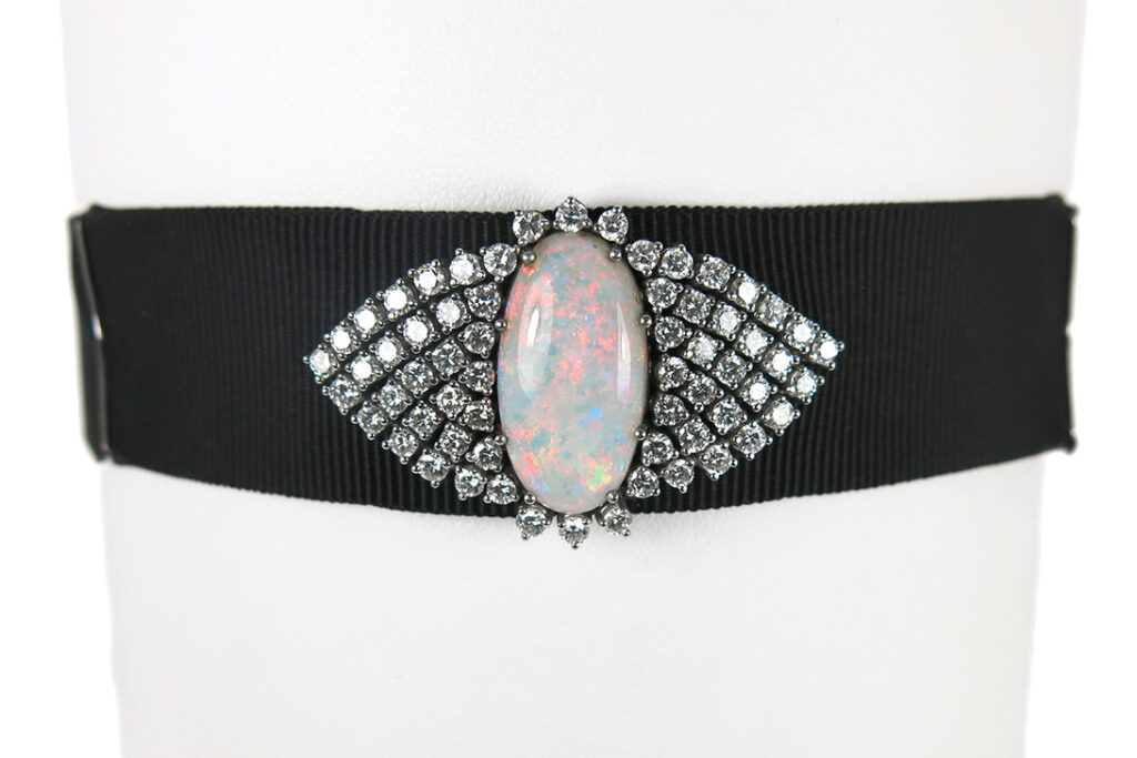 Hornemann Kropfband Opal Brillanten insg 1,5ct Top Wesselton/vvs [BRORS 15851]