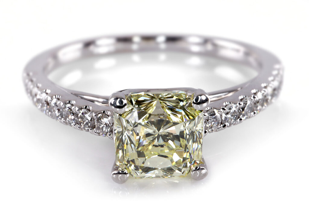 Ring Brillant FANCY Gelb 0,98 ct + Brillanten 0,23 IGI Gutachten [BRORS 19124]