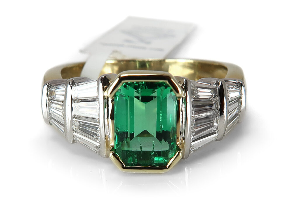 Ring Smaragd ca 1,5ct 14 Diamanten insg. 0,70ct G/VS IGI Gutachten [BRORS 18032]