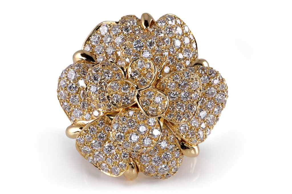 Ring CHANEL Camelia Flower LARGE 256 Diamanten River Gr 53 [BRORS 19111]