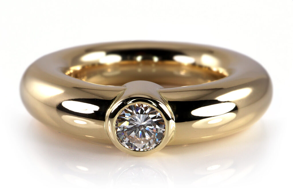 KATZLER massiver Ring 1 Brillant ca. 0,40 ct H/SI 585 Gelbgold [BRORS 19212]
