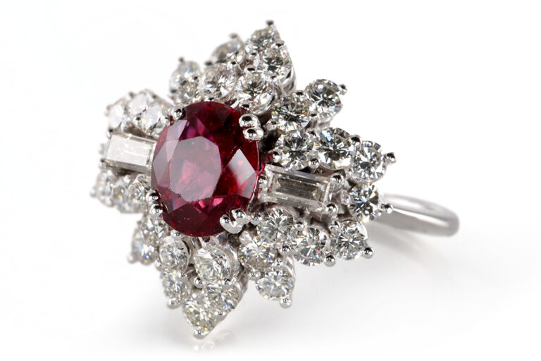 Ring Rubin ca 1,7 ct. Diamanten ca 1,75 ct. Gold IGI [BRORS 20128]