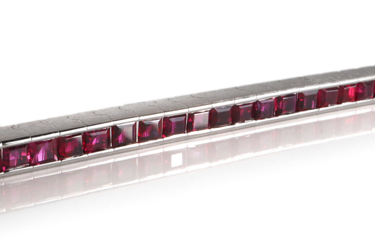 Rubin Armband Purplish Pink - Red ca 13,7 ct 750 Weißgold IGI [BRORS 20130]