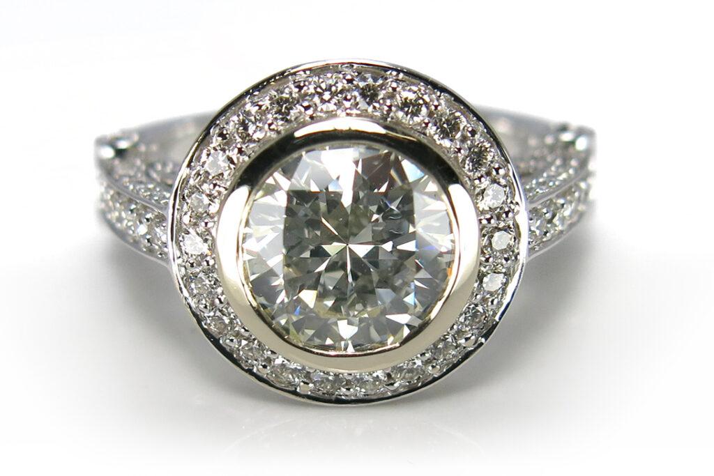 Brillantring 1 Brillant 1,65 ct + 112 Brillanten 0,98 ct DPL [BRORS 10847]