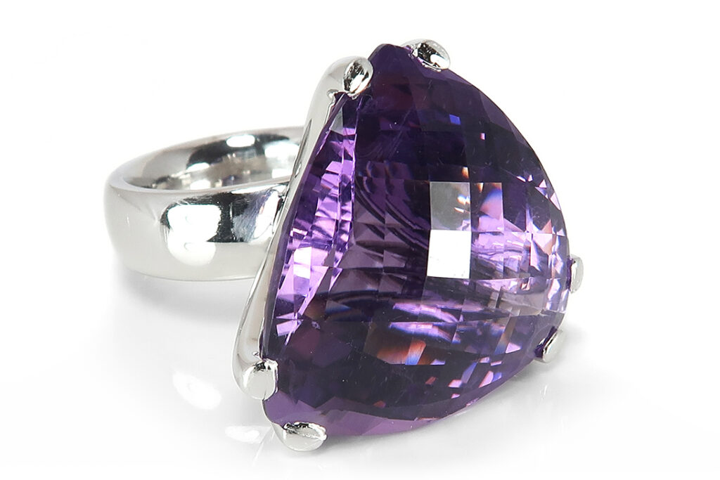 Flogaus Ring Amethyst 750 Weißgold Gr 57 Handarbeit Unikat [BRORS 17859]