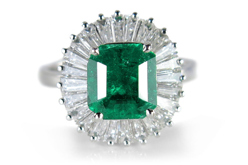 Hofjuwelier Ring Smaragd 2,0 ct 24 Diamanten ca1,0 ct E-G/ VVS 750 [BRORS 19358]