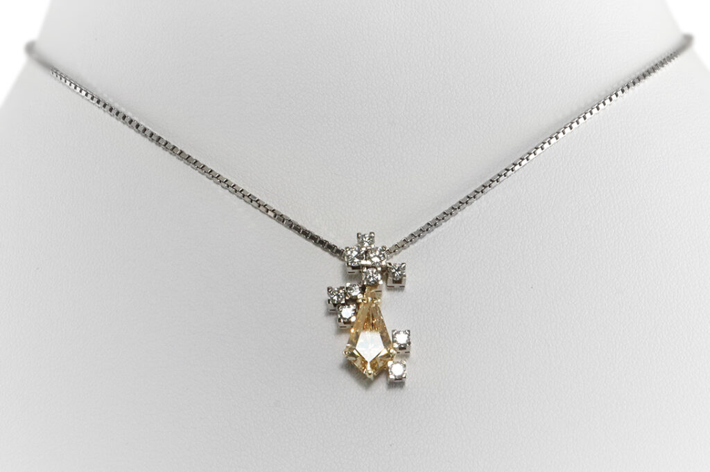 Kette Anhänger Fancy Diamant 1,84 ct + 10 Diamanten 585 Weißgold [BRORS 19443]