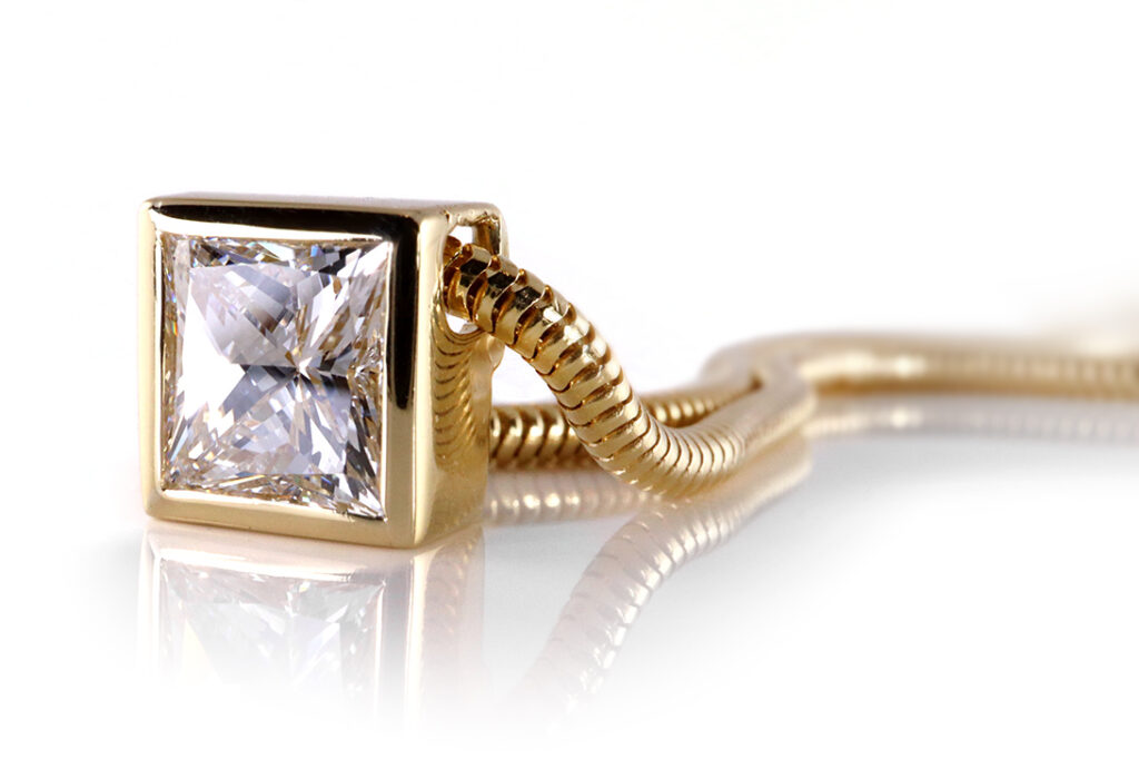 Solitär Anhänger Diamant Prinzess Cut 1,55 ct E-F/VVS 585 Gelbgold [BRORS 19545]