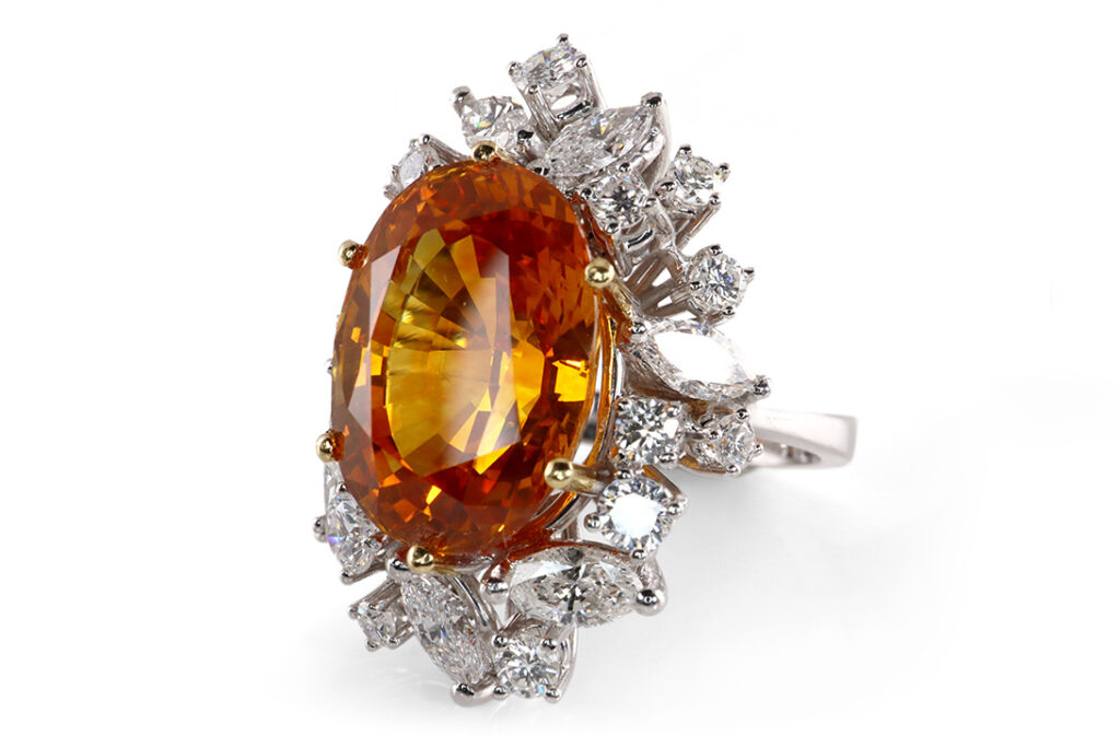 Ring orangener Saphir 8,4 Karat 22 Diamanten 1,8 ct IGI Gutachten [BRORS 19954]