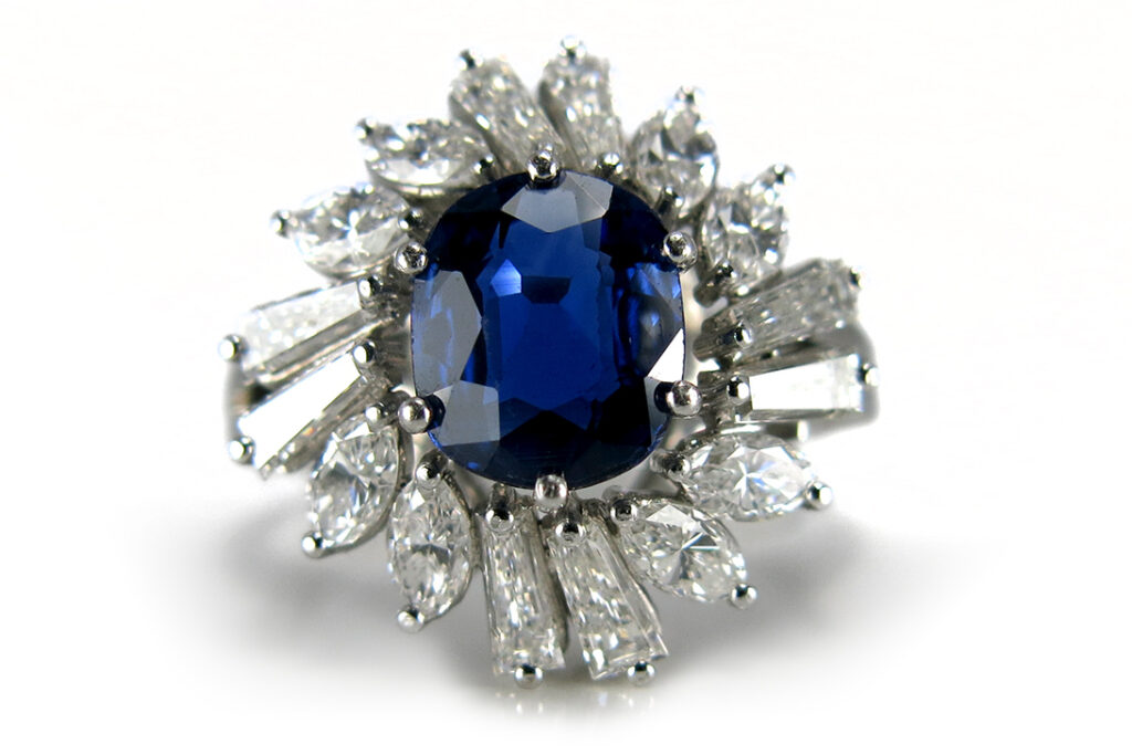Damen Ring Saphir 1,65 Karat + 16 Diamanten 2,24 ct 750 Weißgold [BRORS 11712]