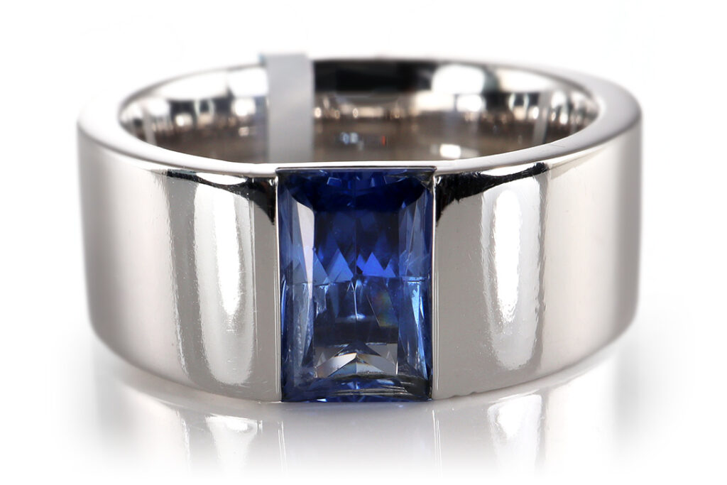 Ring Saphir 3,4 ct UNBEHANDELT 750 Weißgold IGI Gr 63 [BRORS 20253]