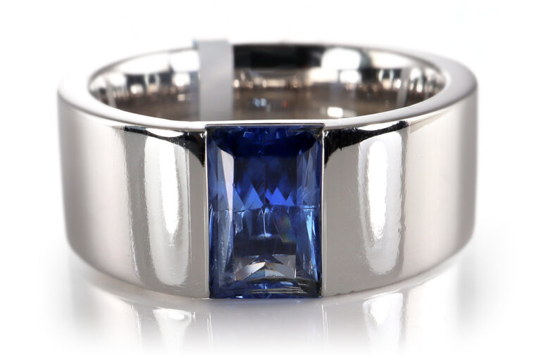 Ring Saphir 3,4 ct UNBEHANDELT 750 Weißgold IGI Gr 63 [BRORS 20253]