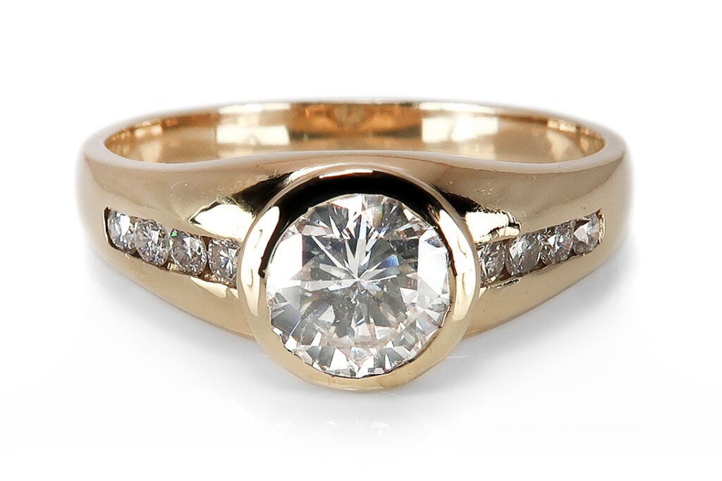 Ring Brillant 1,12 ct + 8 Brillanten insg 0,16 ct Galia Gutachten [BRORS 18051]