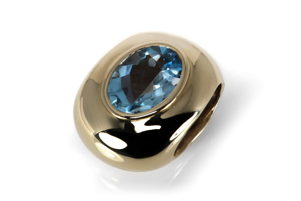 Quinn Anhänger Blautopas 750 Gelbgold [BRORS 18424]