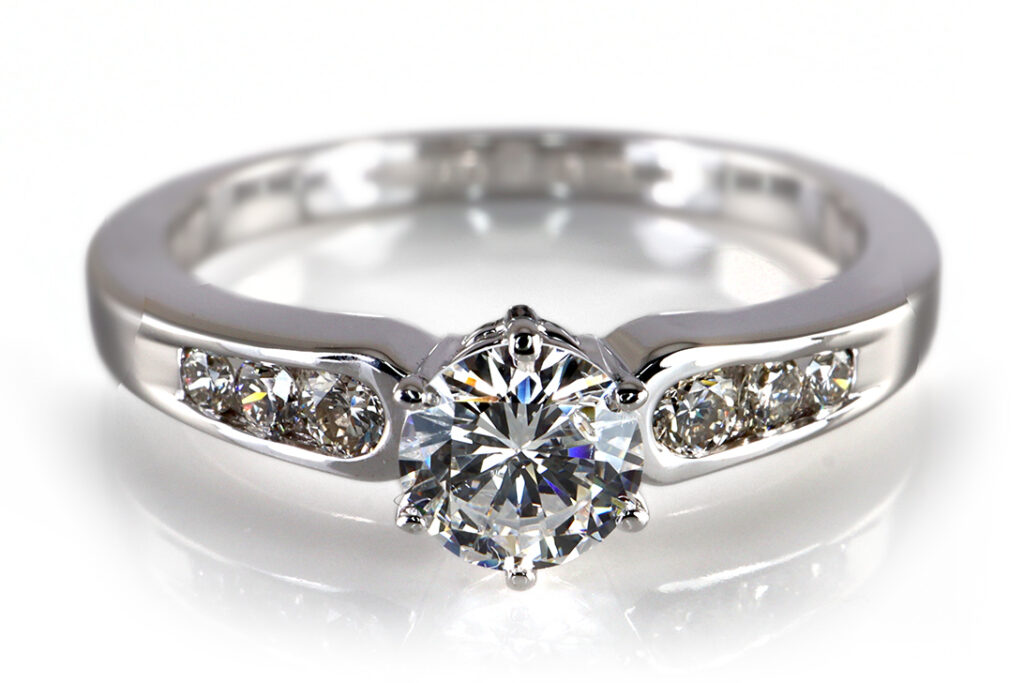Ring 1 Brillant 0,4 ct River/P1 + 6 Diamanten 0,15 ct 750 Weißgold [BRORS 19238]