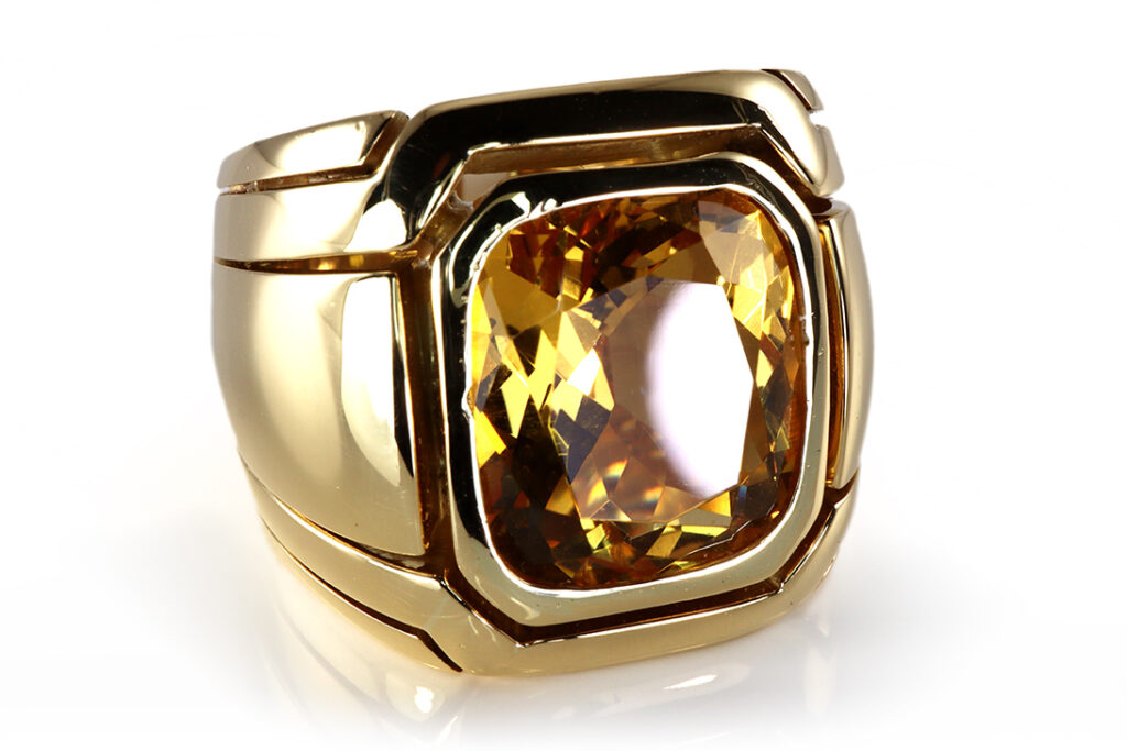 Großer Ring mit schönem Citrin ca. 5,8 ct. 750 Gelbgold 29,6 g [BRORS 19254]