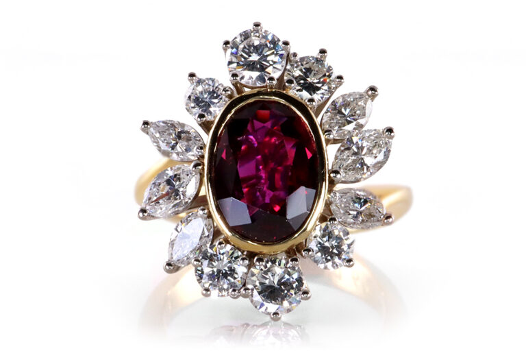 Ring 1 Rubin Deep Purple Red 1,75 ct + 12 Diamanten 1,65 ct 750 [BRORS 19553]