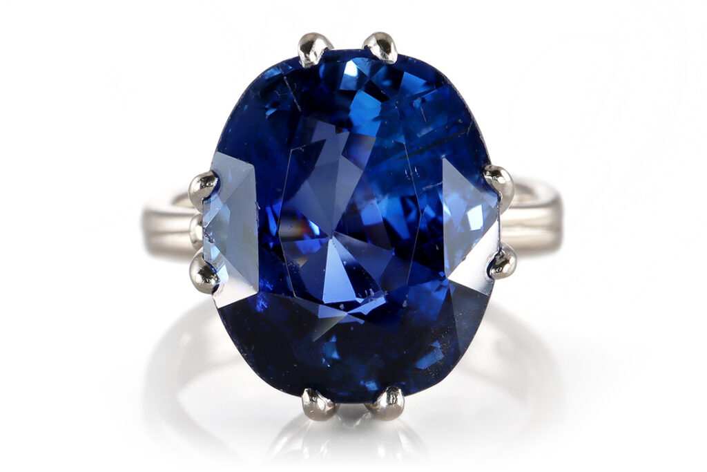 Ring Saphir ca 9,0 ct UNBEHANDELT 750 Weißgold DESEF Gr 52 [BRORS 20268]