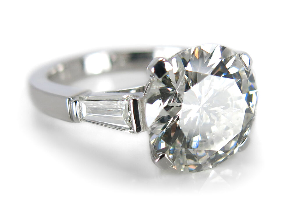 Ring BVLGARI Brillant 4,49 ct 750 Weißgold IGI Gutachten [BRORS 20275]
