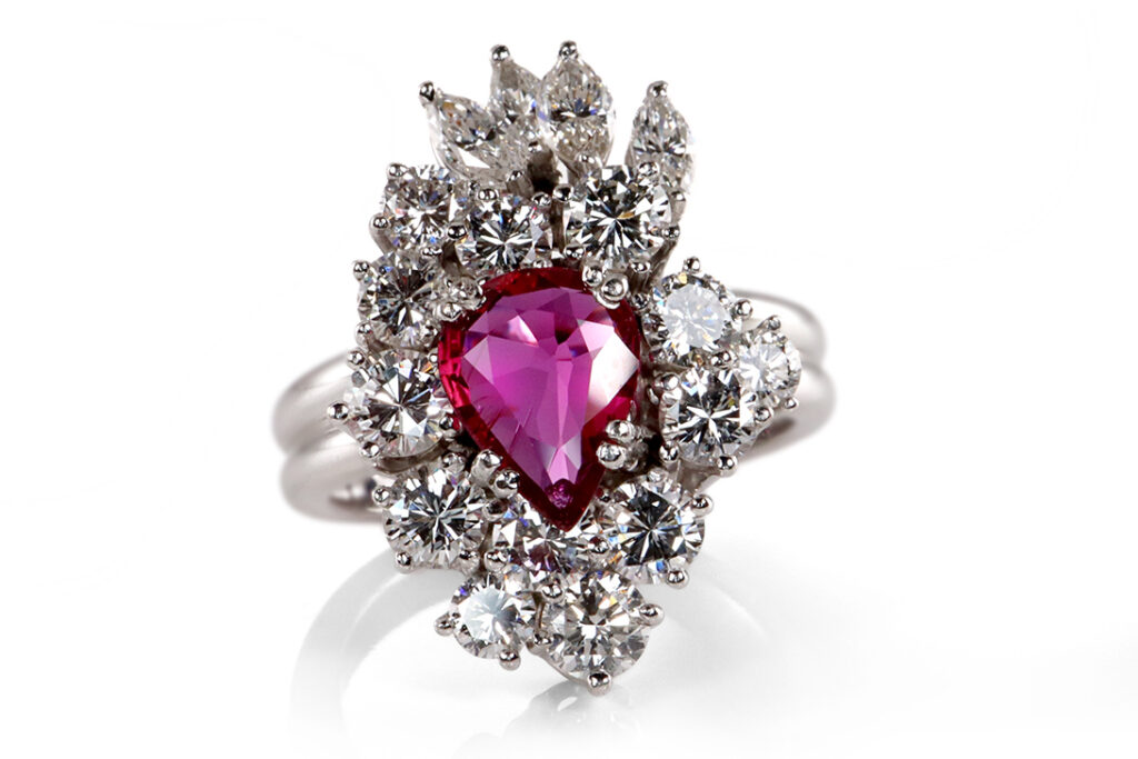 Ring pinker Saphir unbehandelt 1,4 ct +17 Diamanten 2,45 ct Gr 53 [BRORS 19969]