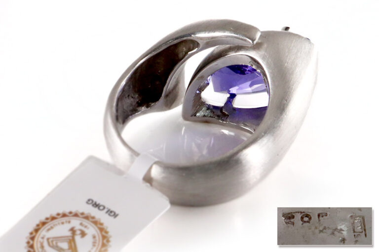 Ring Tansanit 5,3 ct +12 Brillanten 0,1 ct 585 Gold IGI Gr 54 [BRORS 20078]