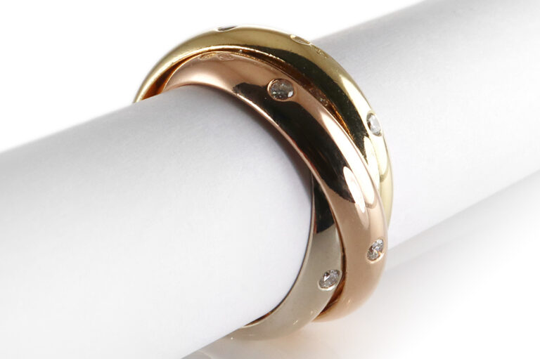 Cartier Trinity Star Ring 15 Billanten 750 Gold + Papiere Gr 51 [BRORS 20174]