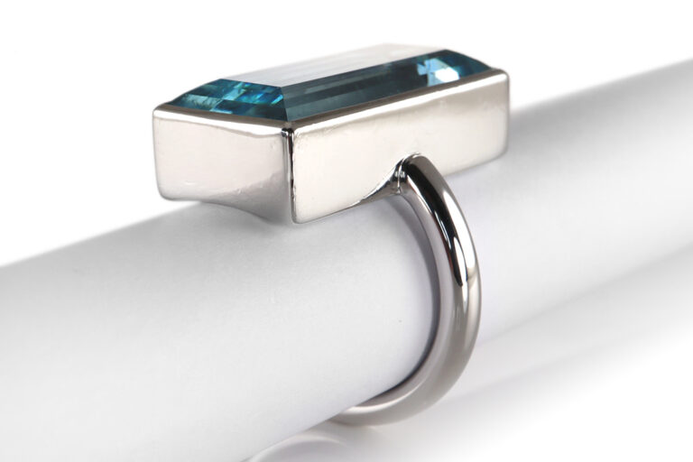 Ring Aquamarin rechteckig 585 Weißgold Gr 52 Goldschmiedearbeit [BRORS 20303]