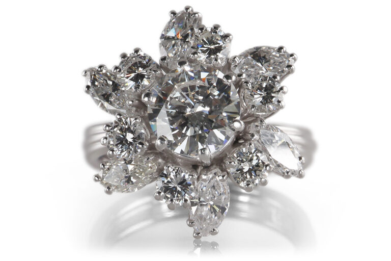 Ring 1 Brillant 1,04 ct G/VS2 +12 Diamanten 1,26 ct IGI Gutachten [BRORS 20307]