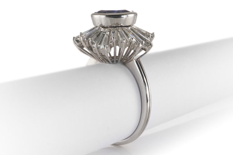 Luxus Tansanit Ring 2,96 ct. + 27 Diamanten 4,0 ct Platin [BRORS 10287]