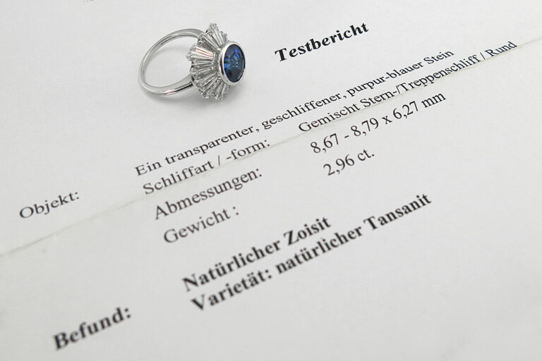 Luxus Tansanit Ring 2,96 ct. + 27 Diamanten 4,0 ct Platin [BRORS 10287]
