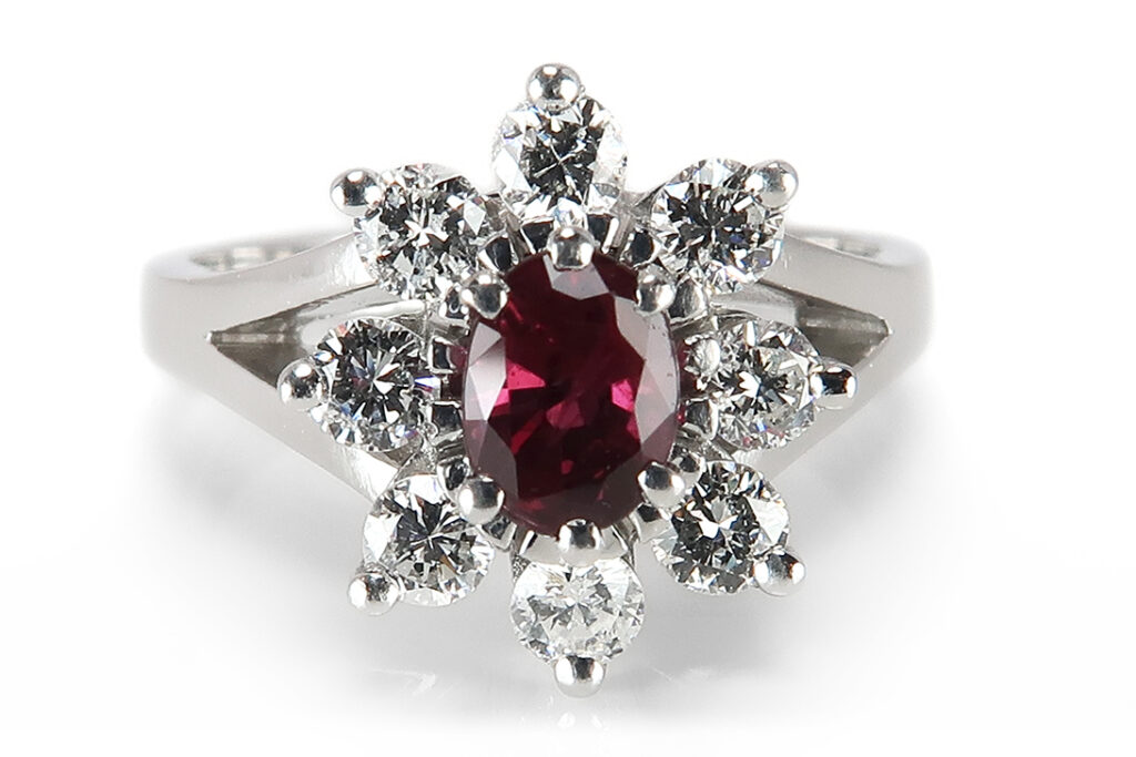 Ring Rubin + Brillanten *Katzler* ca 0,36ct G/VVS 750 Weißgold [BRORS 18003]