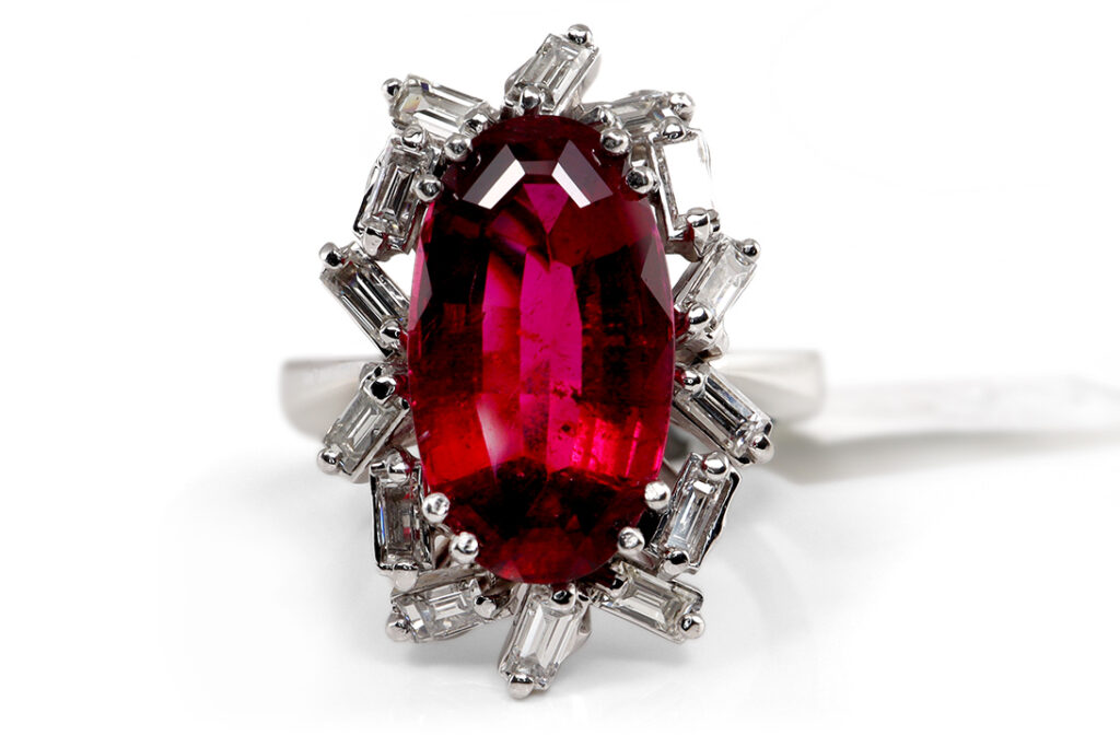 Ring Rubellith 5 ct + 14 Diamanten 0,7 ct E-F/VS-VVS 750 Gold IGI [BRORS 20312]