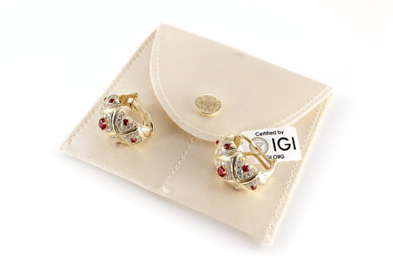 Ohrclipse BVLGARI 14 Rubine + 112 Brillanten zus. 2,8 ct Gold IGI [BRORS 20332]