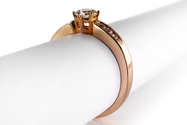 Ring Brillant 0,41 ct TW/VS1+ 6 Brillanten IGI Gutachten Gr.54 [BRORS 20349]