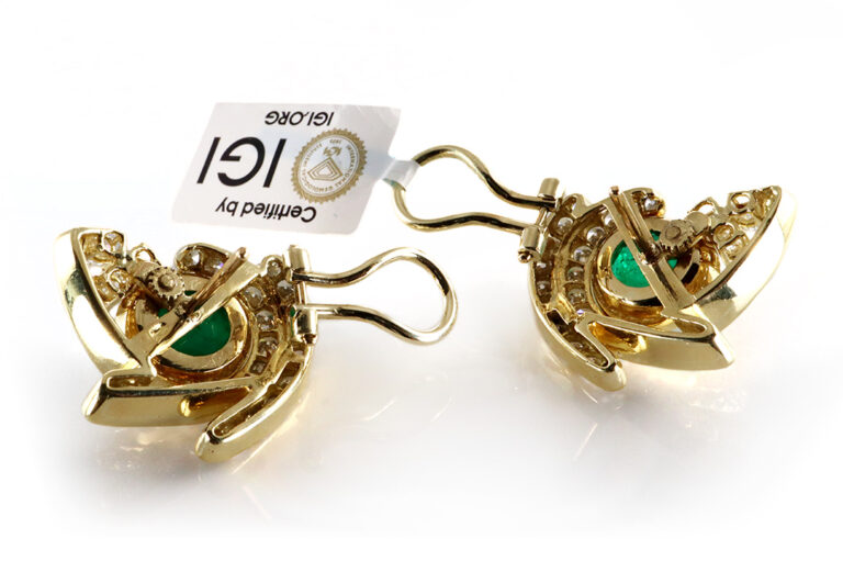 Ohrstecker 2 Smaragde 5,9 ct + 68 Brillanten 2,4 ct 750 Gold IGI [BRORS 20351]
