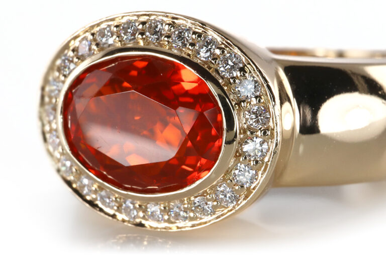 Nellissen Ring 1 Feueropal + 23 Diamanten ca 0,16 ct 585 Gold [BRORS 20357]