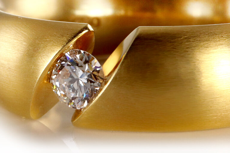 Niessing Ring Spannring NARCISS Brillant 750 satiniertes Gelbgold [BRORS 20361]