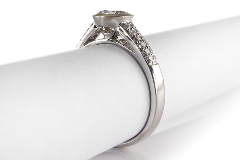 Ring 1 Brillant 0,55 ct F/VS1 750 Weißgold DPL Gutachten Gr 53 [BRORS 20379]
