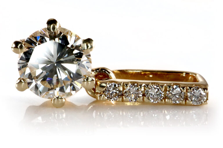 Zierlicher Anhänger 1 Brillant 0,33 ct H/VS2 585 Gelbgold DPL [BRORS 20390]