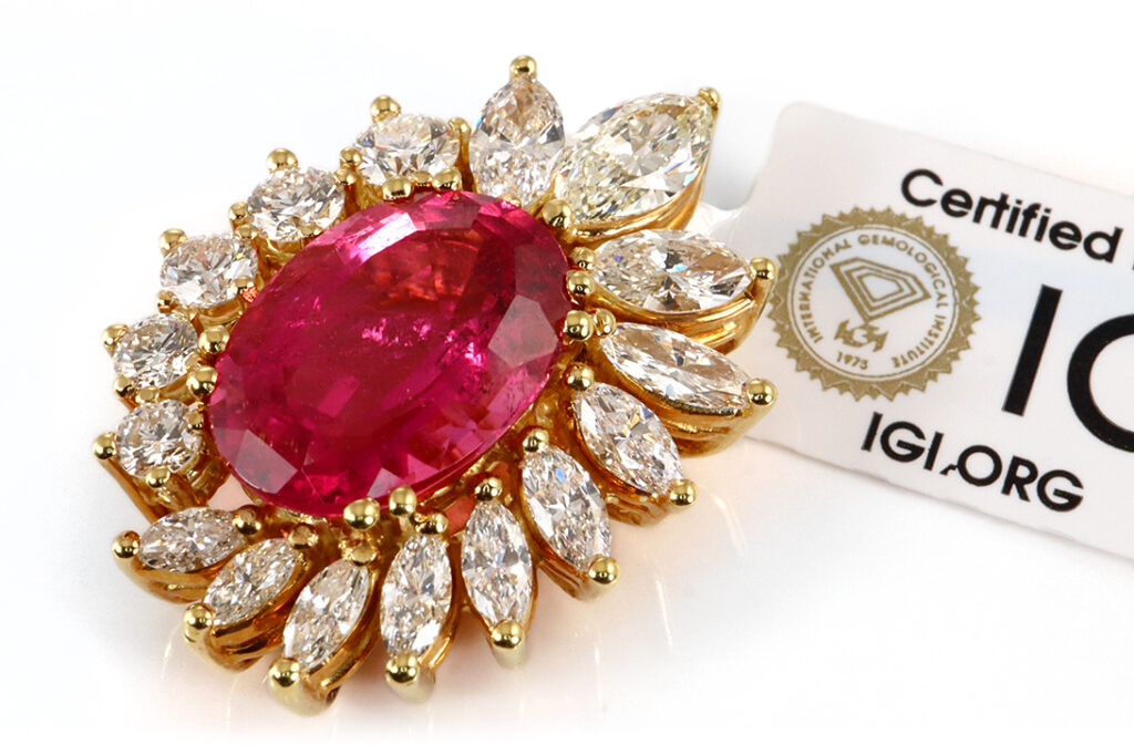Anhänger Rubellith ca 4,8 ct + 16 Diamanten ca 2 ct 750 Gold IGI [BRORS 20393]