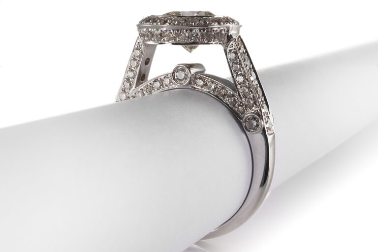 Ring 1 Brillant 2,005 ct I/VVS2 750 Weißgold Gutachten Gr 54 [BRORS 20402]