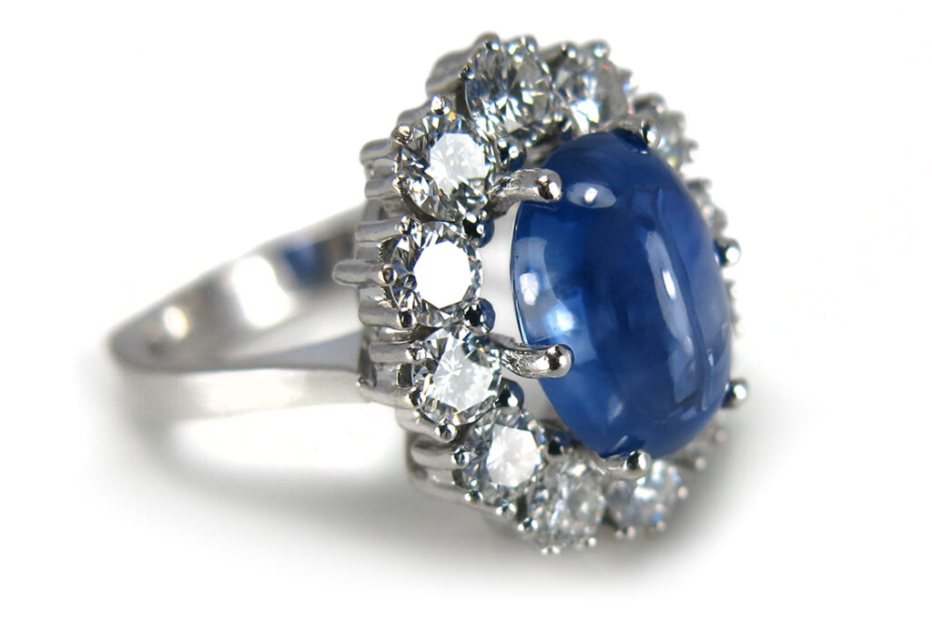 Ring 1 Saphir 5,19ct + 12 G/VVSI 585 Weißgold [BRORS 15034]