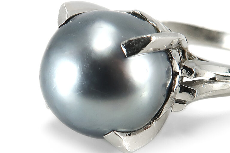 Mikimoto Perle Natur Black Ring 900 Platin Gr 52 [BRORS 16965]