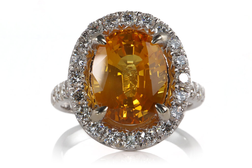 Ring orange gelber Saphir 4,88 Karat 32 Brillanten 750 Gold DSEF [BRORS 20409]