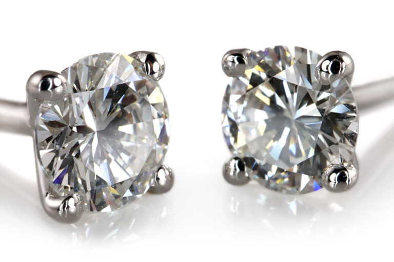Solitär Ohrstecker 2 Brillanten 0,56 ct F/VS2 750 Gold DPL [BRORS 20412]