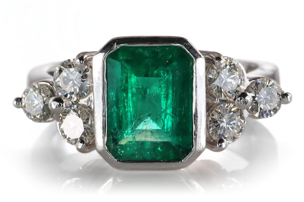 Ring Colombia Smaragd 1,2 ct + Brillanten ca 0,45 ct IGI Gutachten [BRORS 20421]
